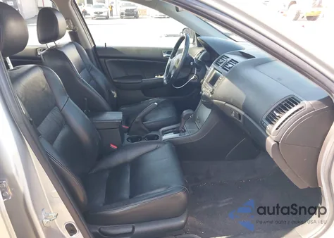 2006 Honda Accord 2.4 Ex z USA, uszkodzony, nr VIN 1HGCM56736A167038